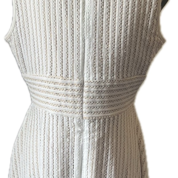 Knit lace Flare Dress - Picture 3 of 11